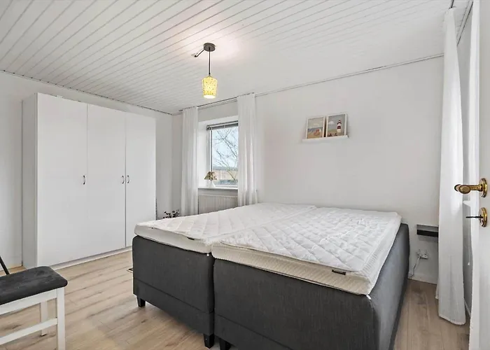 Semesterbostad 8817-hvide-sande-magevej-2 *