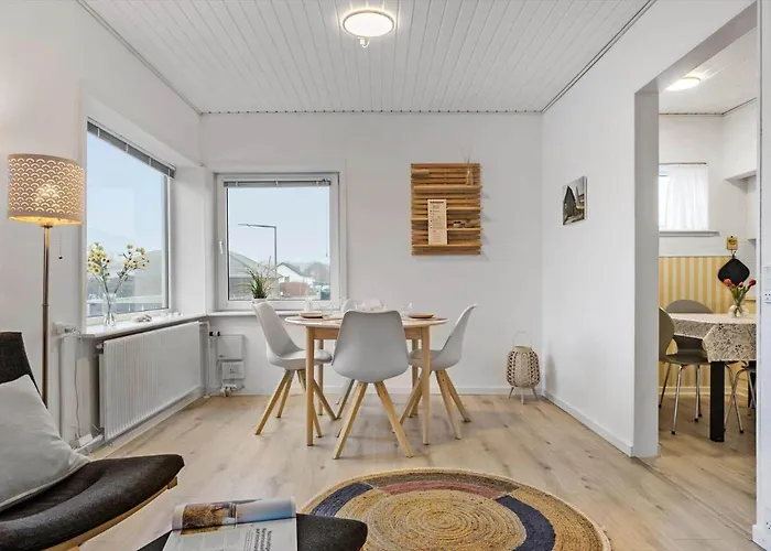 Semesterbostad 8817-hvide-sande-magevej-2 *